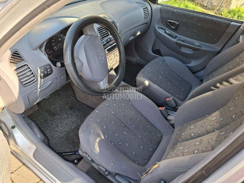 Hyundai Accent 
