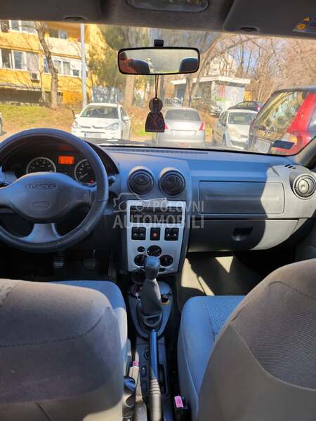 Dacia Logan 
