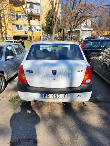 Dacia Logan 