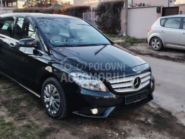Mercedes Benz B 200 Kraj 2015.godina