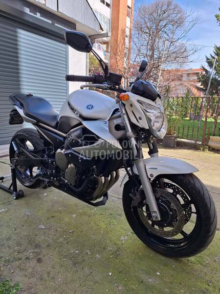 Yamaha xj6