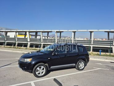 Mitsubishi Outlander 2