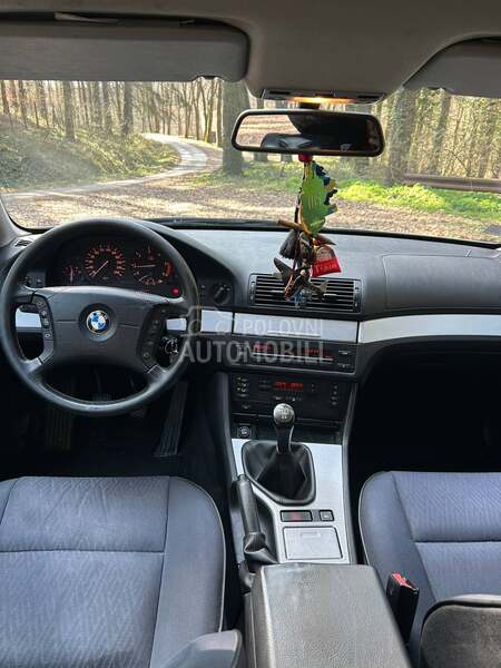 BMW 520 e39
