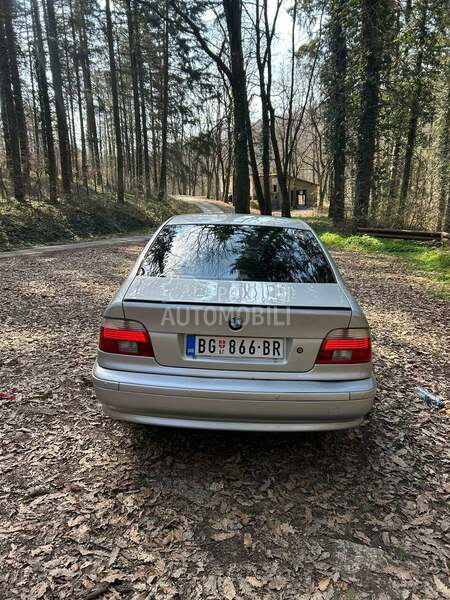 BMW 520 e39