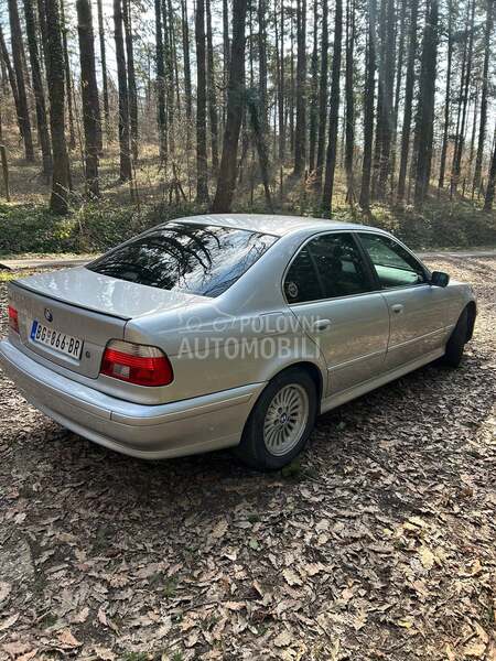 BMW 520 e39