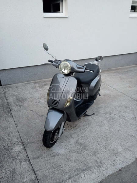 Tao Motor Vespa