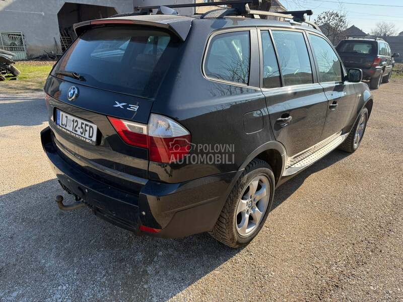 BMW X3 E83 -  kompletan auto u delovima