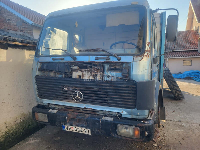 Mercedes Benz 1422 kran