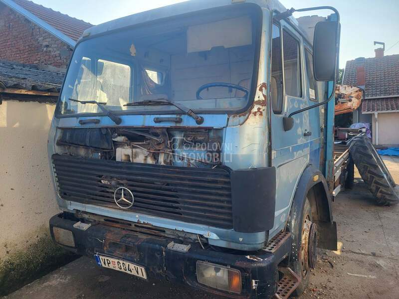 Mercedes Benz 1422 kran