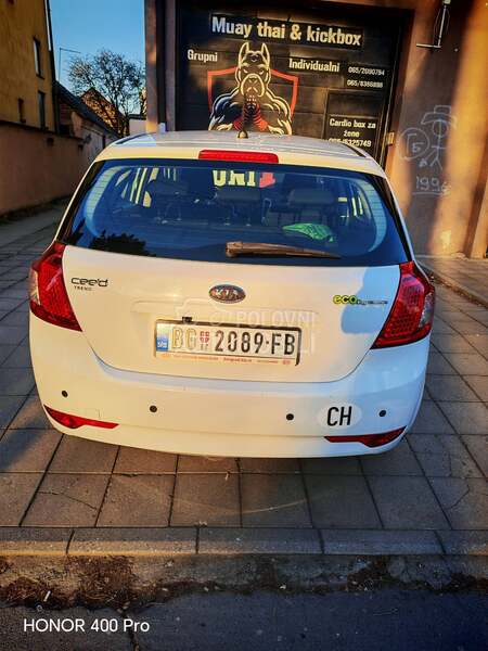Kia cee`d 1.6