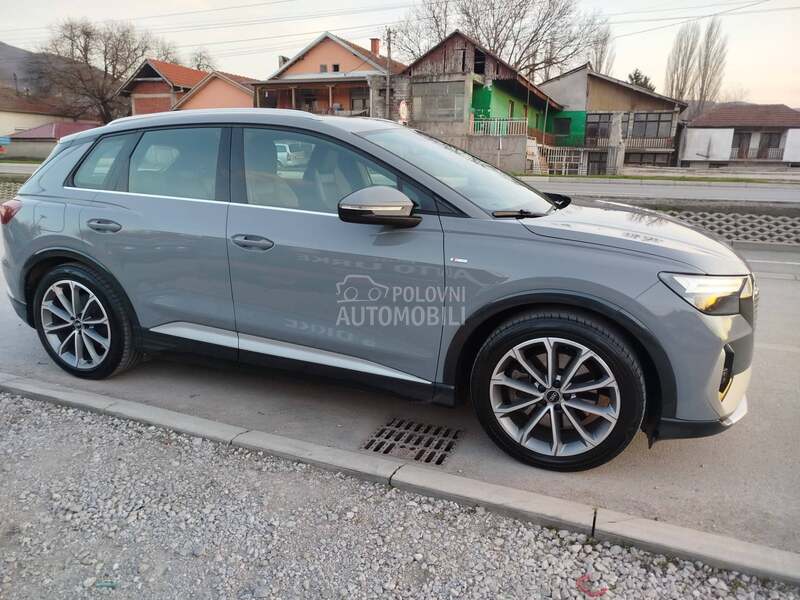 Audi Q4 e-tron 82k.w.h...S-line