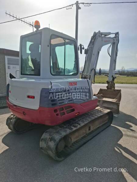 Takeuchi TB250