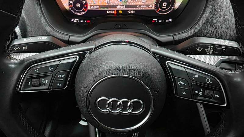 Audi Q2 Business