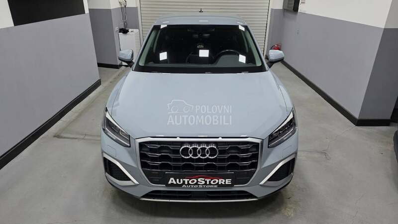 Audi Q2 Business