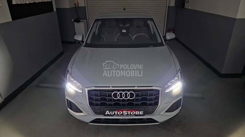 Audi Q2 Business