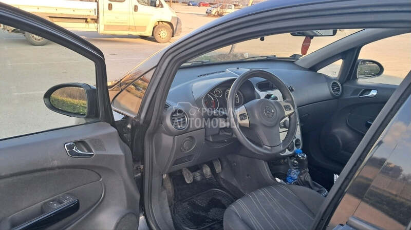 Opel Corsa D 1.3