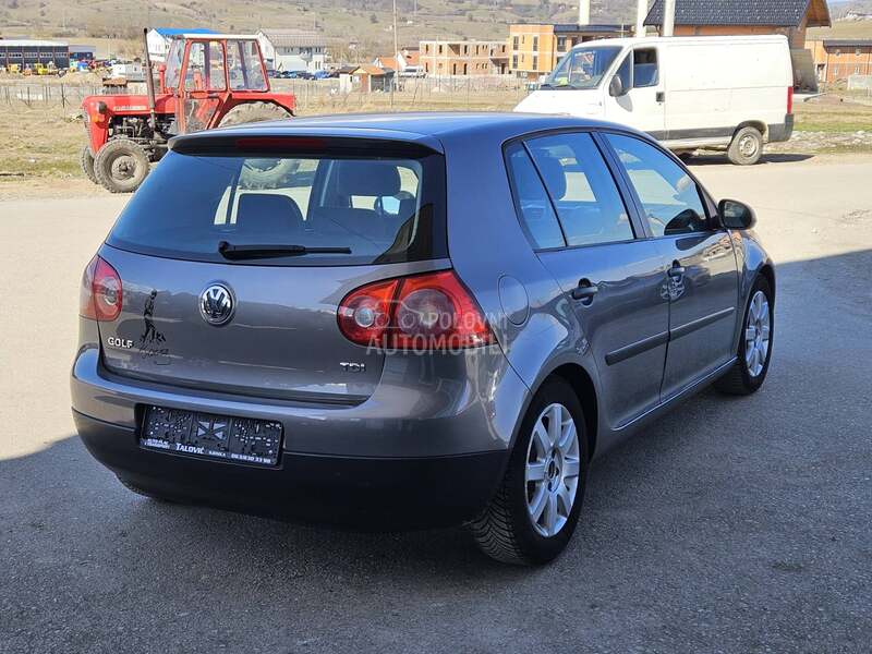 Volkswagen Golf 5 