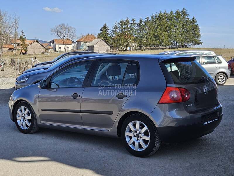 Volkswagen Golf 5 