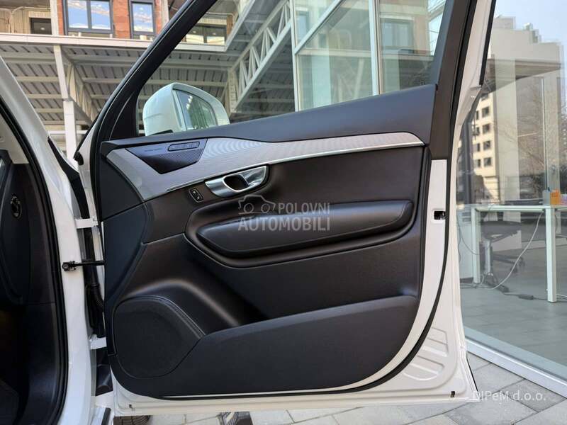 Volvo XC90 B5 AWD CORE