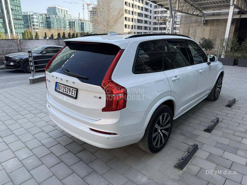 Volvo XC90 B5 AWD CORE
