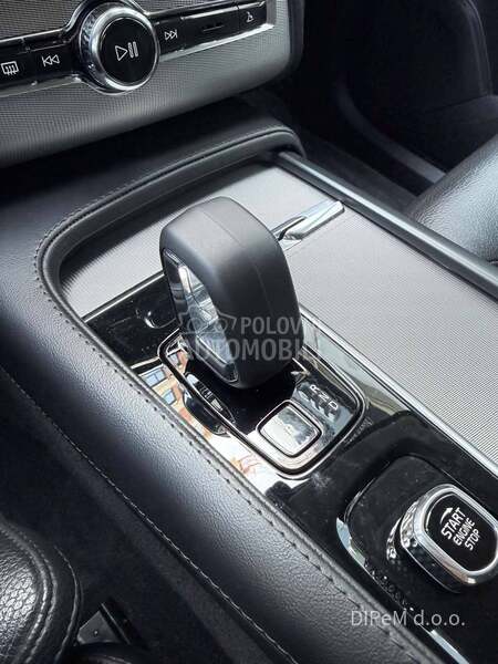 Volvo XC90 B5 AWD CORE