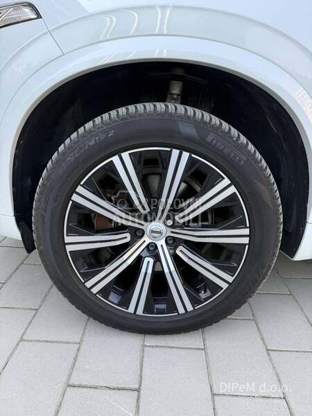 Volvo XC90 B5 AWD CORE