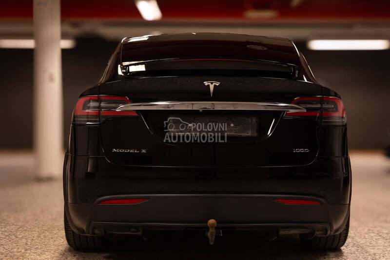 Tesla Model X 100D