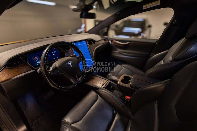 Tesla Model X 100D