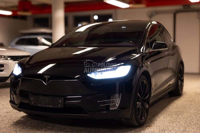 Tesla Model X 100D