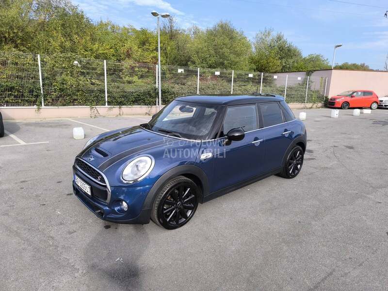 MINI Cooper S Mini Cooper SD