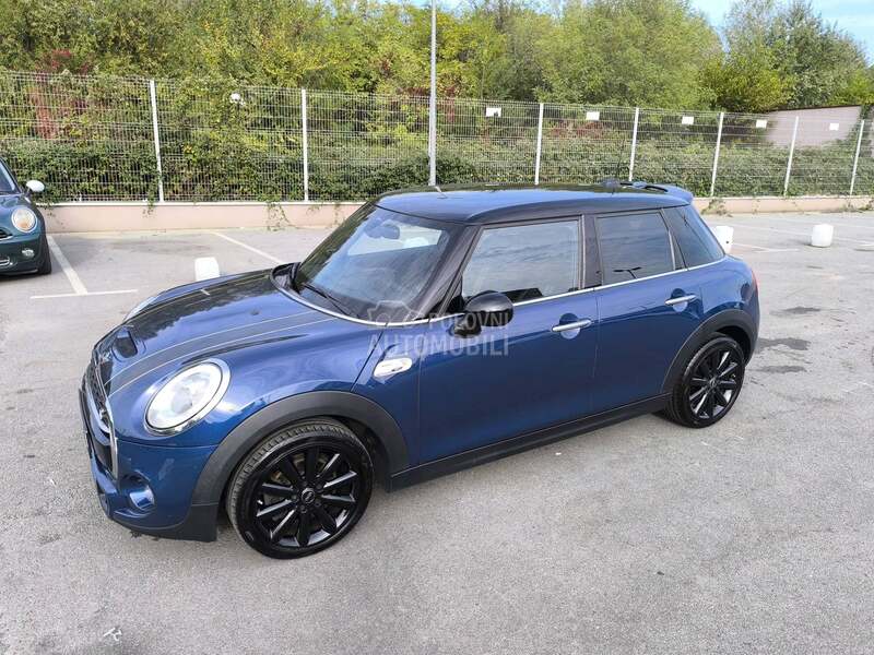 MINI Cooper S Mini Cooper SD