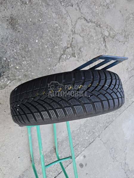 Semperit 185/65 R15 Zimska