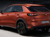 Volkswagen T-Roc 1.5 eTSI DSG R-LINE