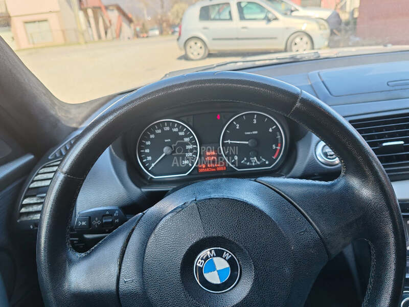 BMW 118 