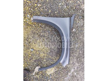 desno krilo za Mercedes Benz GLA Klasa od 2014. do 2019. god.