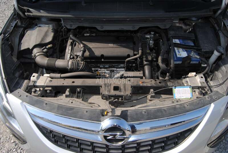 Opel Zafira 