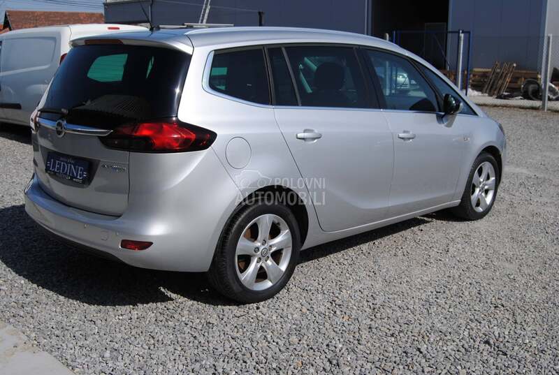 Opel Zafira 