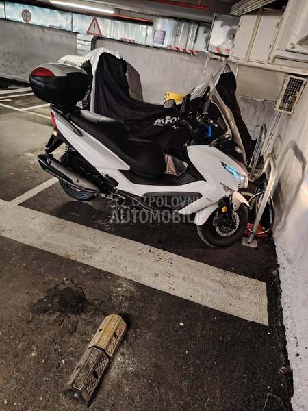 Kymco Xtown 300i abs