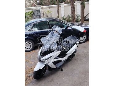 Kymco Xtown 300i abs