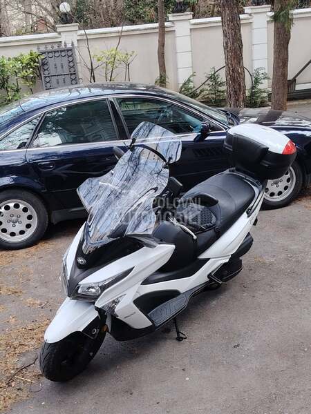 Kymco Xtown 300i abs