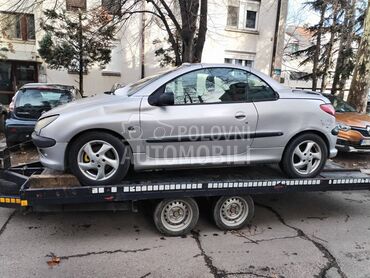Peugeot 206 2001. god. -  kompletan auto u delovima