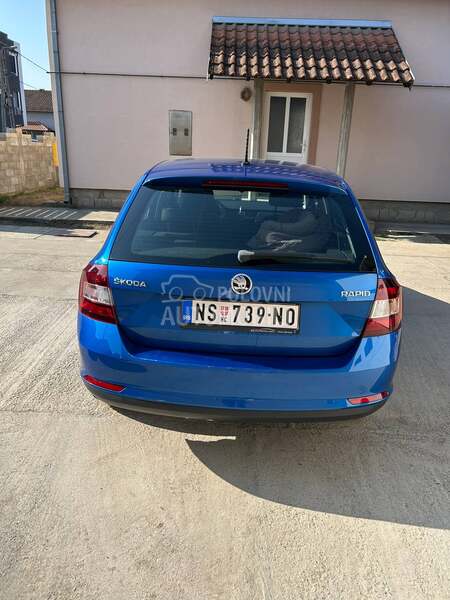Škoda Rapid 
