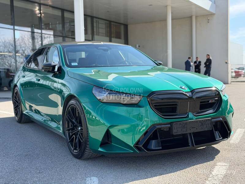 BMW M5 