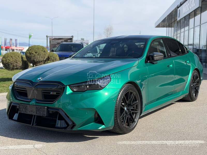 BMW M5 