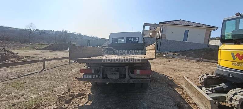 Mercedes Benz atego 815