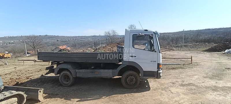 Mercedes Benz atego 815