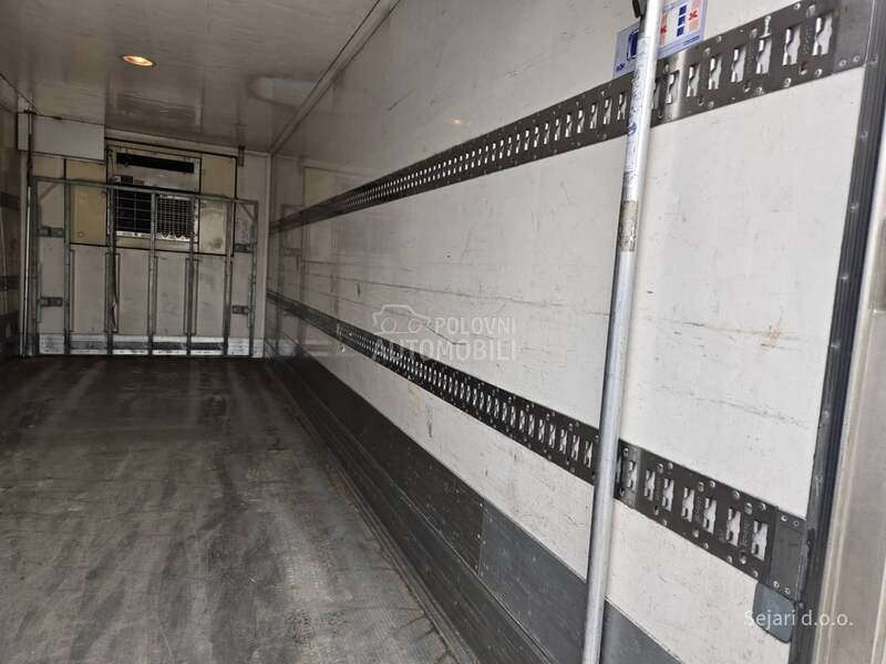 Krone Load Carrier, hladnjača