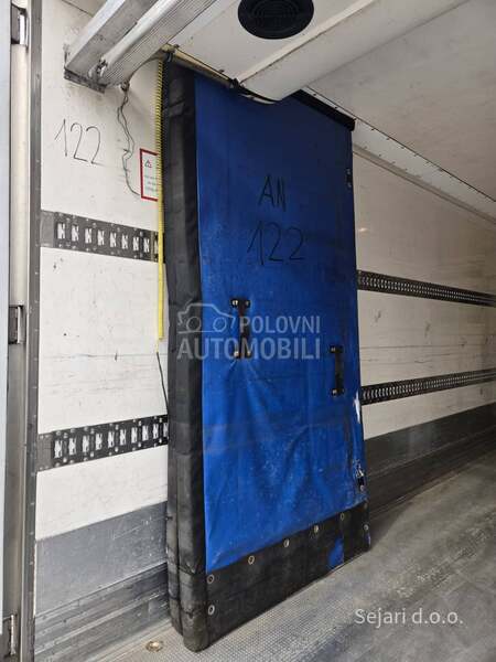 Krone Load Carrier, hladnjača