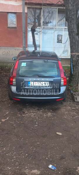 Volvo V50 