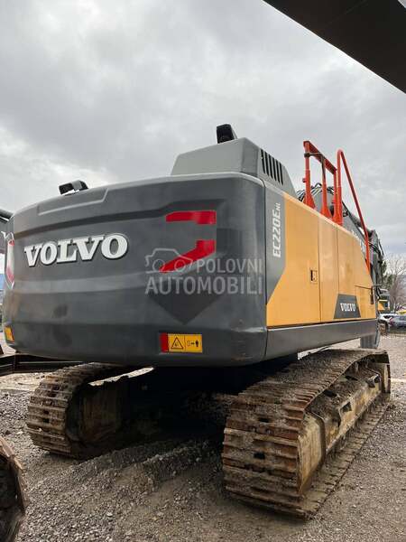 Volvo EC220ENL